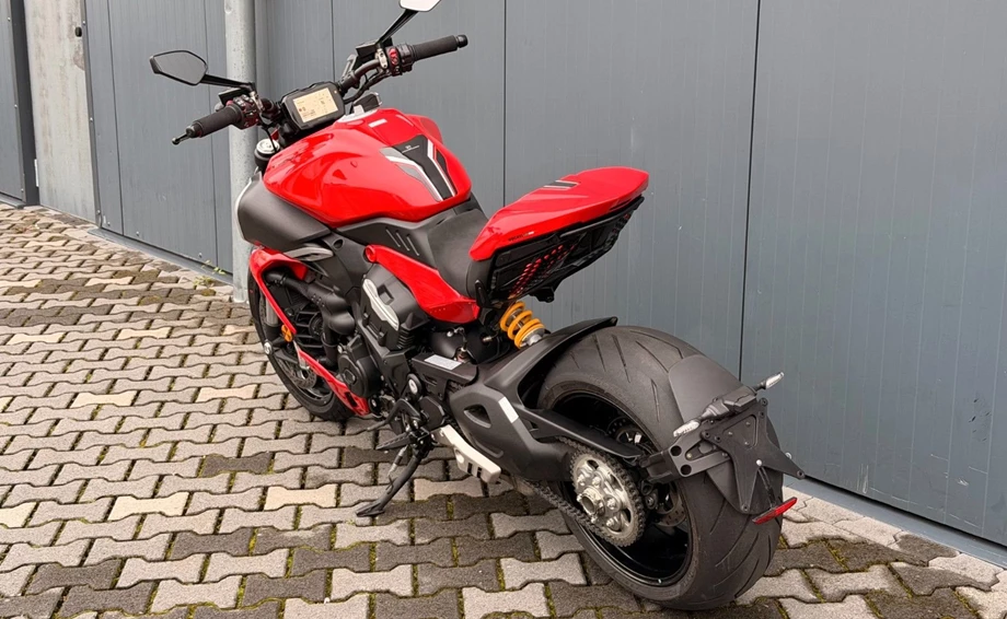 Angebot Ducati Diavel V4 Bild 7: Angebot Ducati Diavel V4