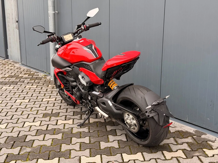 Angebot Ducati Diavel V4 Bild 7: Angebot Ducati Diavel V4