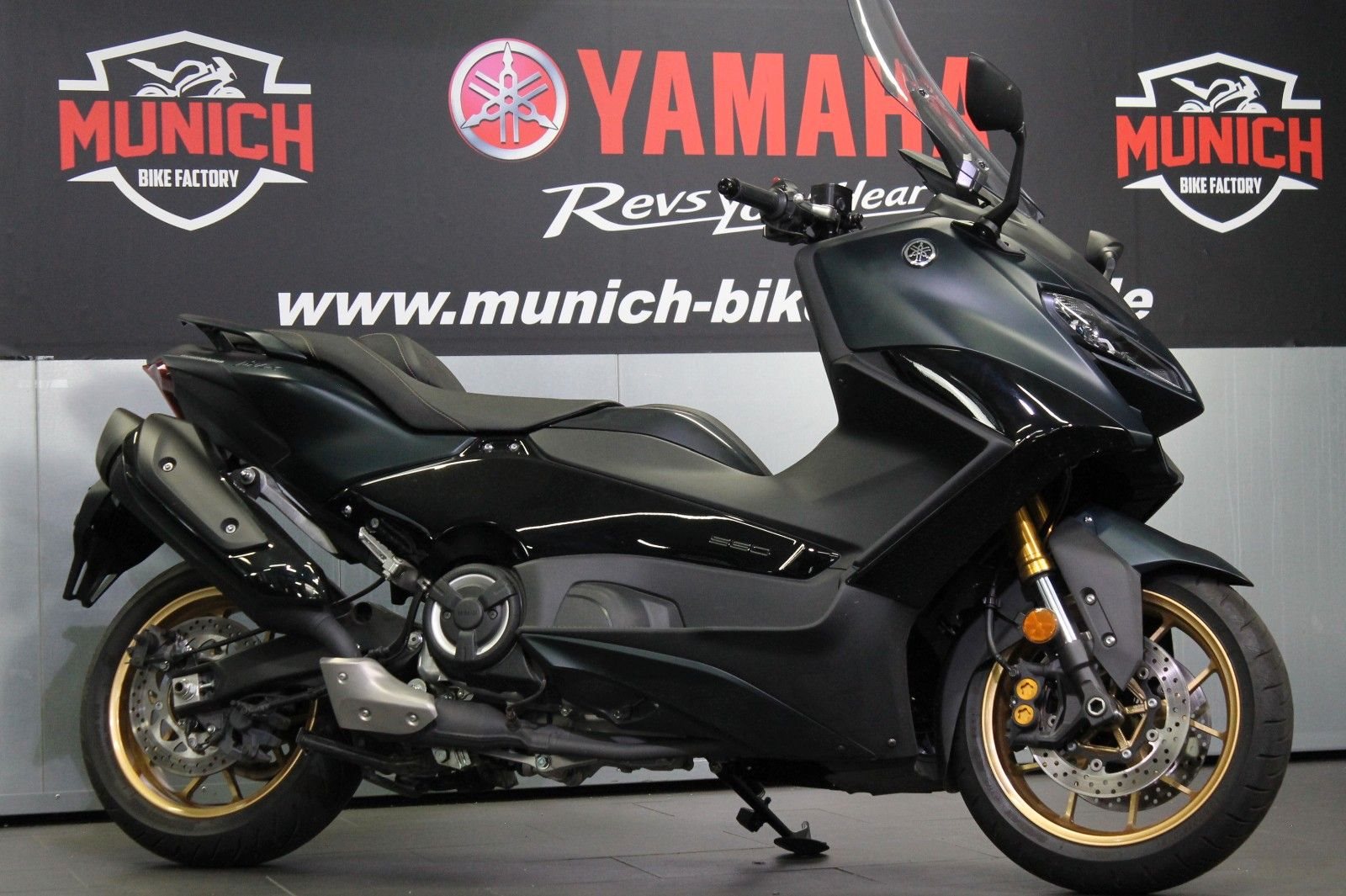 Yamaha TMAX Tech MAX von der Munich Bike Factory