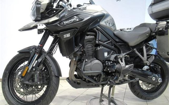 Gebrauchtmotorrad Triumph Tiger 1200 Desert Edition - Bild 14 Gebrauchtmotorrad Triumph Tiger 1200 Desert Edition - Bild 14