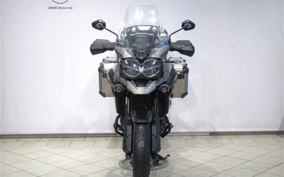 Gebrauchtmotorrad Triumph Tiger 1200 Desert Edition - Bild 3 Gebrauchtmotorrad Triumph Tiger 1200 Desert Edition - Bild 3