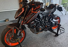 Gebrauchte KTM 1290 Super Duke R Gebrauchte KTM 1290 Super Duke R