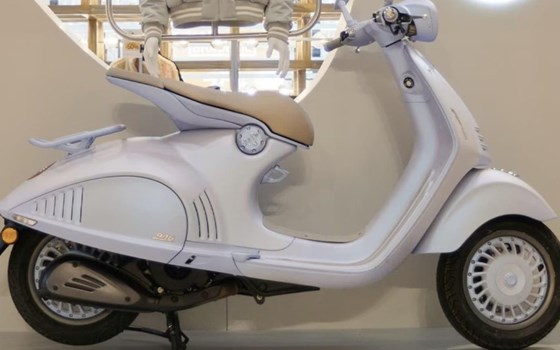 Gebrauchtmotorrad Vespa 946 Snake - Bild 2