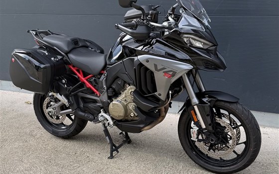 Gebrauchtmotorrad Ducati Multistrada V4 S - Bild 2 Gebrauchtmotorrad Ducati Multistrada V4 S - Bild 2