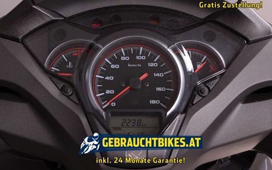 Gebrauchtmotorrad Honda SH300i - Bild 5 Gebrauchtmotorrad Honda SH300i - Bild 5