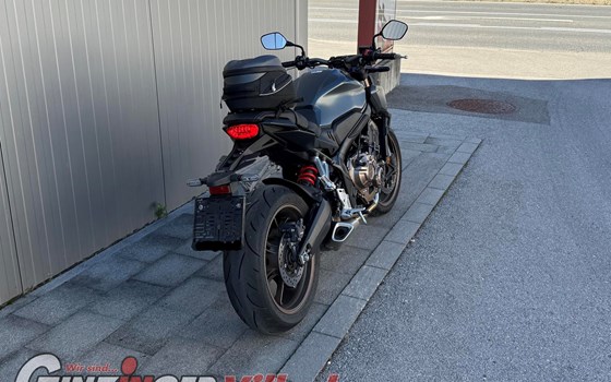 Gebrauchtmotorrad Honda CB650R - Bild 4 Gebrauchtmotorrad Honda CB650R - Bild 4