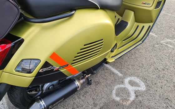 Gebrauchtmotorrad Vespa GTS 125 Super Sport - Bild 3 Gebrauchtmotorrad Vespa GTS 125 Super Sport - Bild 3