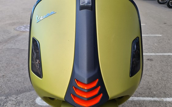 Gebrauchtmotorrad Vespa GTS 125 Super Sport - Bild 8 Gebrauchtmotorrad Vespa GTS 125 Super Sport - Bild 8