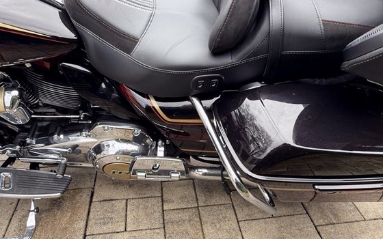 Gebrauchtmotorrad Harley-Davidson CVO Road Glide Limited Anniversary - Bild 5