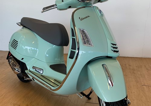 Vespa GTS 125