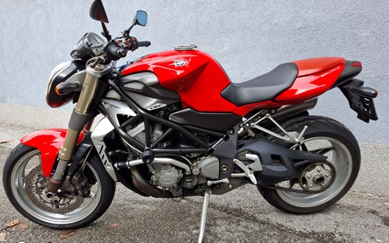 Gebrauchtmotorrad MV Agusta Brutale 750 S - Bild 2 Gebrauchtmotorrad MV Agusta Brutale 750 S - Bild 2