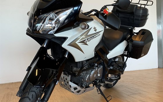 Gebrauchtmotorrad Suzuki V-Strom 650 - Bild 1 Gebrauchtmotorrad Suzuki V-Strom 650 - Bild 1