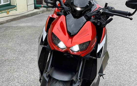 Gebrauchtmotorrad Kawasaki Z1000 - Bild 7 Gebrauchtmotorrad Kawasaki Z1000 - Bild 7