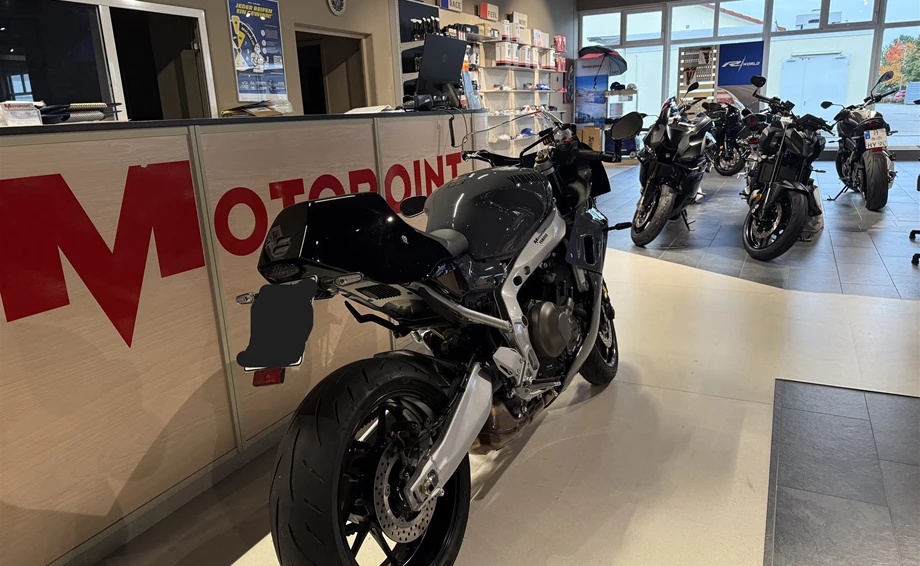 Angebot Yamaha XSR900 GP Bild 6: Angebot Yamaha XSR900 GP