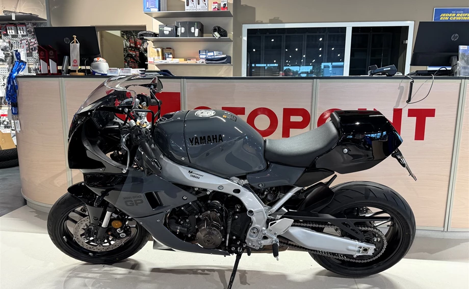 Angebot Yamaha XSR900 GP Bild 3: Angebot Yamaha XSR900 GP