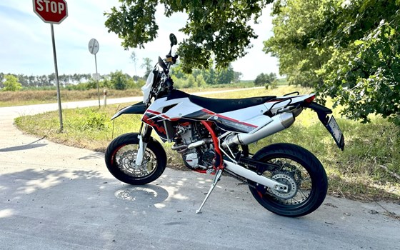 Gebrauchtmotorrad SWM SM 500 R - Bild 1 Gebrauchtmotorrad SWM SM 500 R - Bild 1