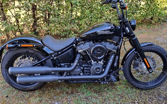 Gebrauchtmotorrad Harley-Davidson Softail Street Bob FXBB - Bild 1 Gebrauchtmotorrad Harley-Davidson Softail Street Bob FXBB - Bild 1
