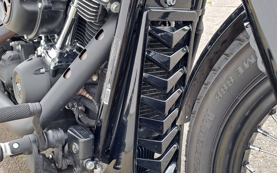 Gebrauchtmotorrad Harley-Davidson Softail Street Bob FXBB - Bild 17 Gebrauchtmotorrad Harley-Davidson Softail Street Bob FXBB - Bild 17