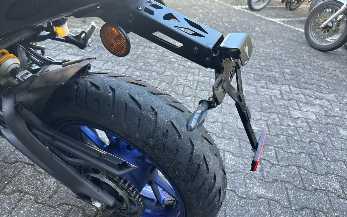 Zum Vergrößern bitte anklicken! Angebot Yamaha MT-09 SP