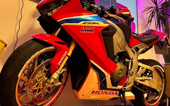 Gebrauchtmotorrad Honda CBR1000RR Fireblade SP-2 - Bild 5
