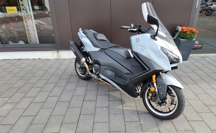 Angebot Yamaha TMAX 560 Tech Max Bild 1: Angebot Yamaha TMAX 560 Tech Max