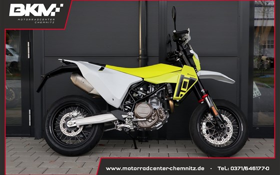 Neufahrzeug Husqvarna 701 Supermoto - Bild 1