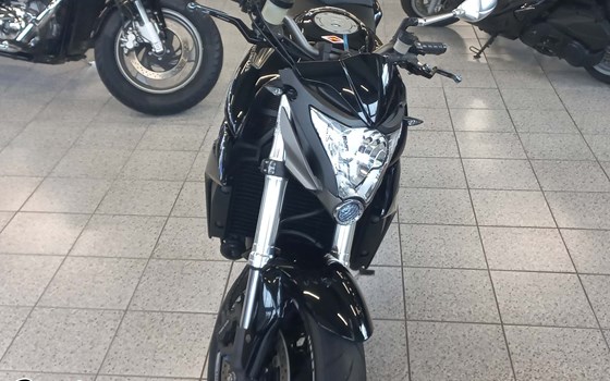Gebrauchtmotorrad Honda CB1000 Hornet - Bild 2 Gebrauchtmotorrad Honda CB1000 Hornet - Bild 2