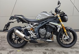 Triumph Speed Triple 1200 RS