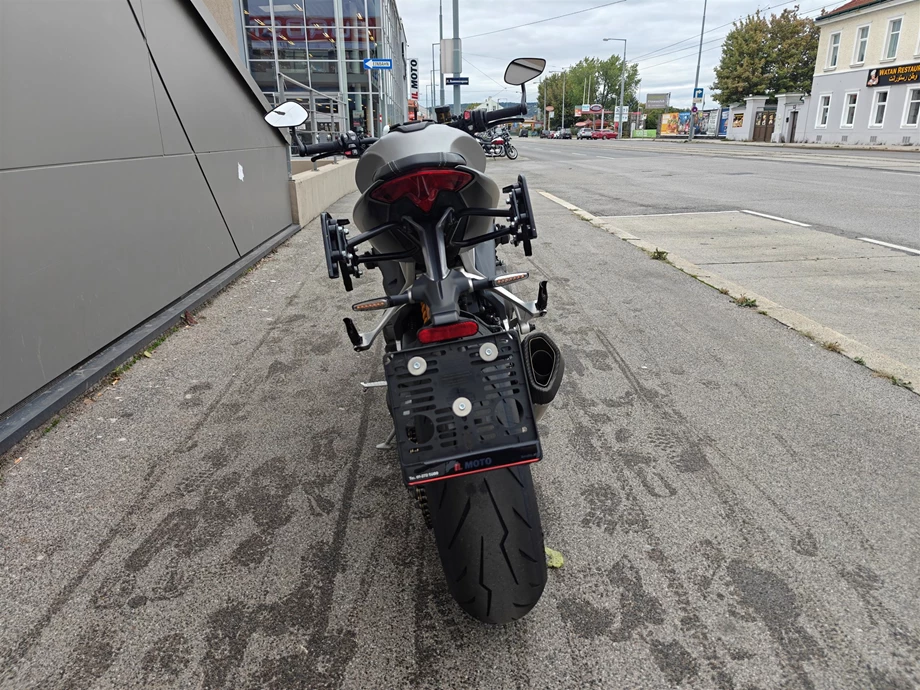 Angebot Triumph Speed Triple 1200 RS Bild 5: Angebot Triumph Speed Triple 1200 RS