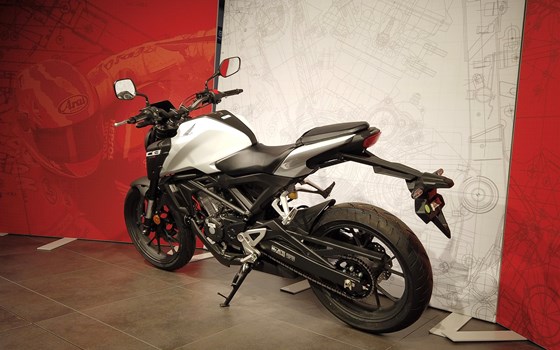 Neufahrzeug Honda CB125R - Bild 19