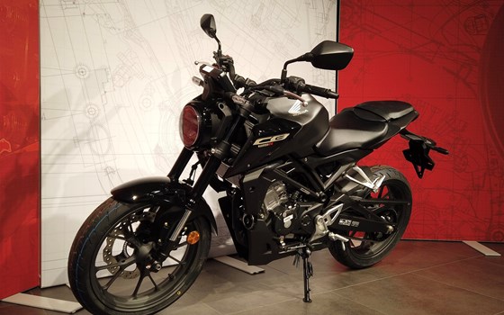 Neufahrzeug Honda CB125R - Bild 7