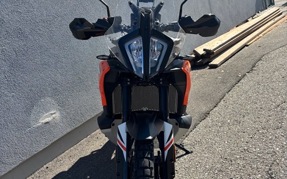 Gebrauchtmotorrad KTM 890 Adventure - Bild 10 Gebrauchtmotorrad KTM 890 Adventure - Bild 10