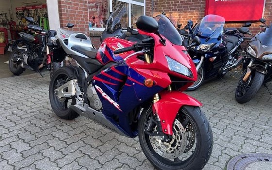 Gebrauchtmotorrad Honda CBR600RR - Bild 2