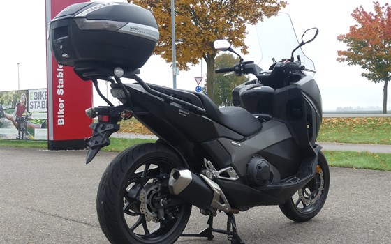 Gebrauchtmotorrad Honda Integra - Bild 8