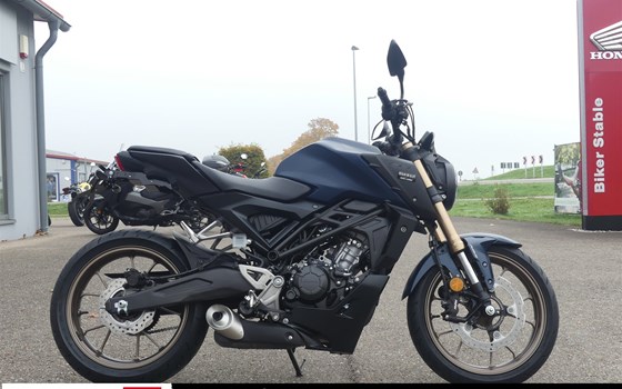 Gebrauchtmotorrad Honda CB125R - Bild 1