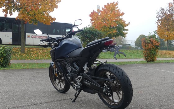 Gebrauchtmotorrad Honda CB125R - Bild 6