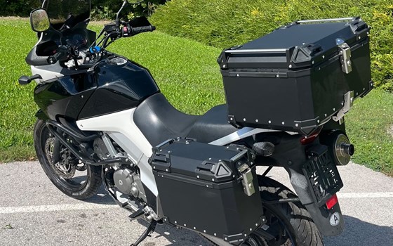 Gebrauchtmotorrad Suzuki V-Strom 650 - Bild 2 Gebrauchtmotorrad Suzuki V-Strom 650 - Bild 2