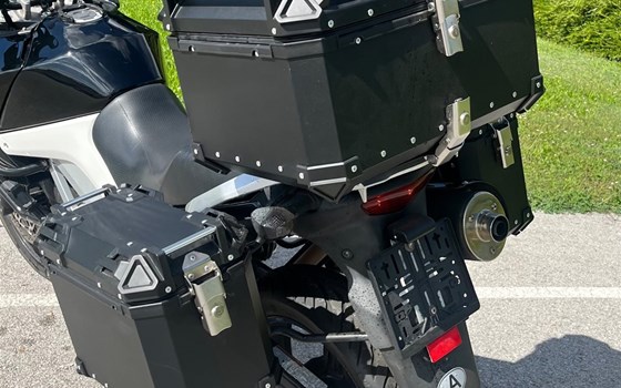 Gebrauchtmotorrad Suzuki V-Strom 650 - Bild 6 Gebrauchtmotorrad Suzuki V-Strom 650 - Bild 6