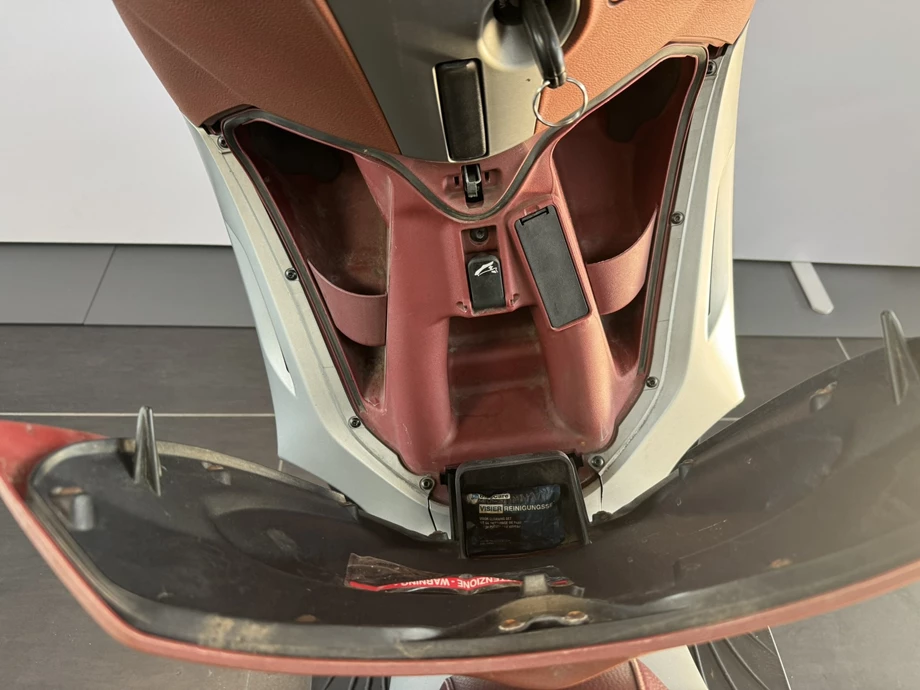 Angebot Piaggio Beverly 350ie Sport Touring Bild 10: Angebot Piaggio Beverly 350ie Sport Touring