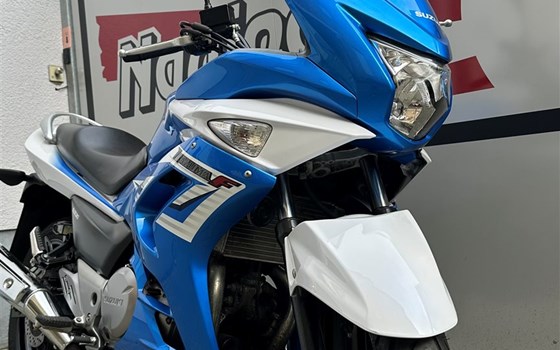 Gebrauchtmotorrad Suzuki GW250 Inazuma - Bild 5