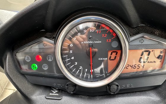 Gebrauchtmotorrad Suzuki GW250 Inazuma - Bild 9