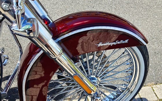 Gebrauchtmotorrad Harley-Davidson Softail Heritage Classic FLSTC - Bild 5 Gebrauchtmotorrad Harley-Davidson Softail Heritage Classic FLSTC - Bild 5