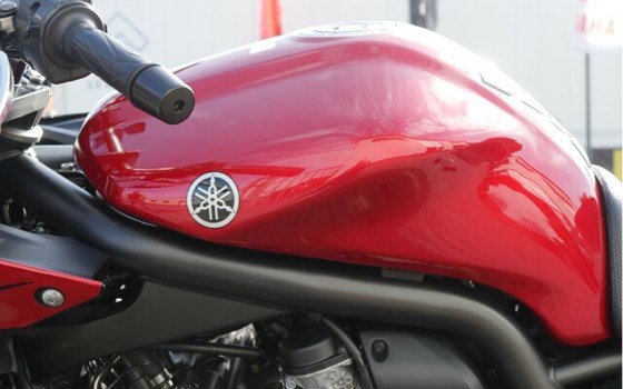 Gebrauchtmotorrad Yamaha FZS 1000 Fazer - Bild 10