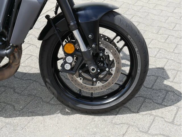 Angebot Yamaha MT-09 Y-AMT 35kW Bild 4: Angebot Yamaha MT-09 Y-AMT 35kW