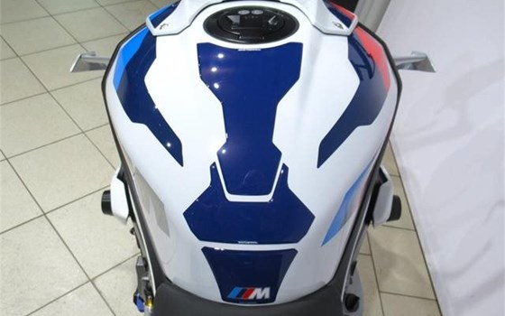 Gebrauchtmotorrad BMW M 1000 R - Bild 19 Gebrauchtmotorrad BMW M 1000 R - Bild 19