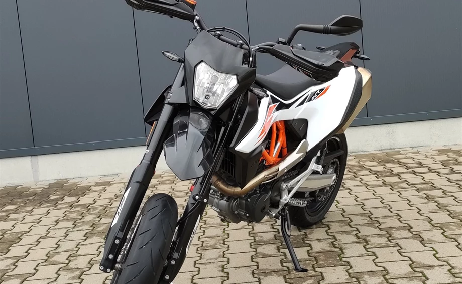 Angebot KTM 690 SMC R Bild 4: Angebot KTM 690 SMC R
