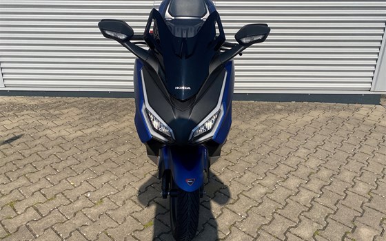 Gebrauchtmotorrad Honda Forza 350 - Bild 7