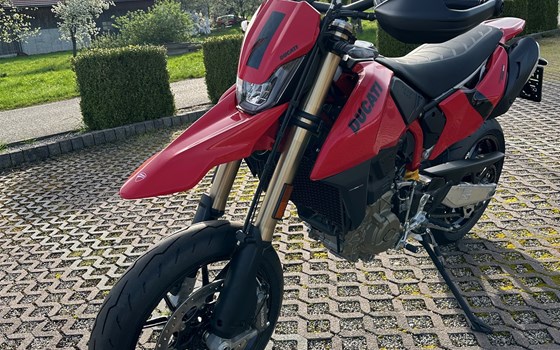 Gebrauchtmotorrad Ducati Hypermotard 698 Mono - Bild 4 Gebrauchtmotorrad Ducati Hypermotard 698 Mono - Bild 4