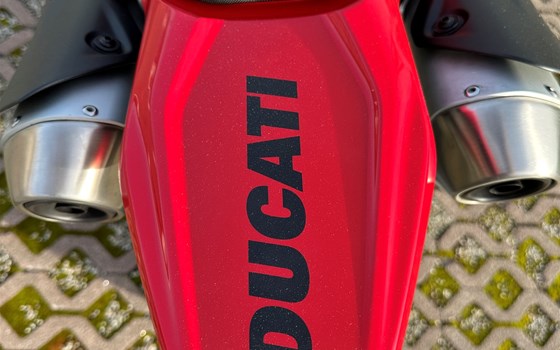 Gebrauchtmotorrad Ducati Hypermotard 698 Mono - Bild 5 Gebrauchtmotorrad Ducati Hypermotard 698 Mono - Bild 5