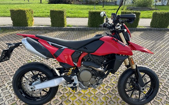 Gebrauchtmotorrad Ducati Hypermotard 698 Mono - Bild 1 Gebrauchtmotorrad Ducati Hypermotard 698 Mono - Bild 1
